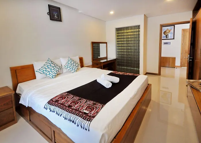 Holi Beach Hotel&Apartments