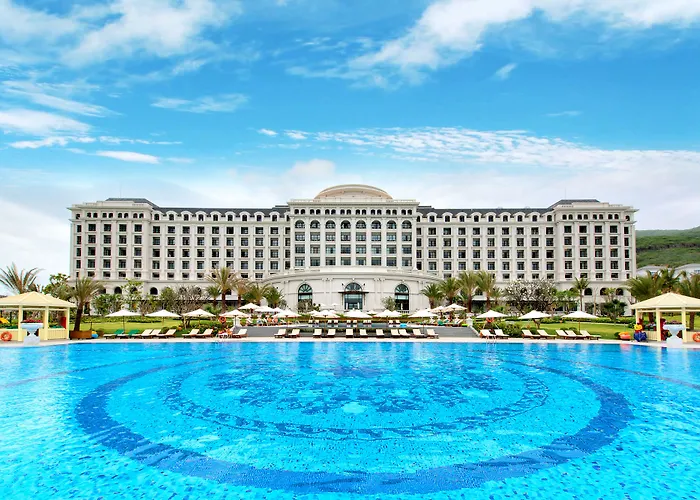 Vinpearl Discovery Rockside Nha Trang