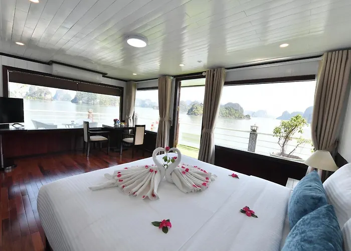 Halong Sapphire Cruise
