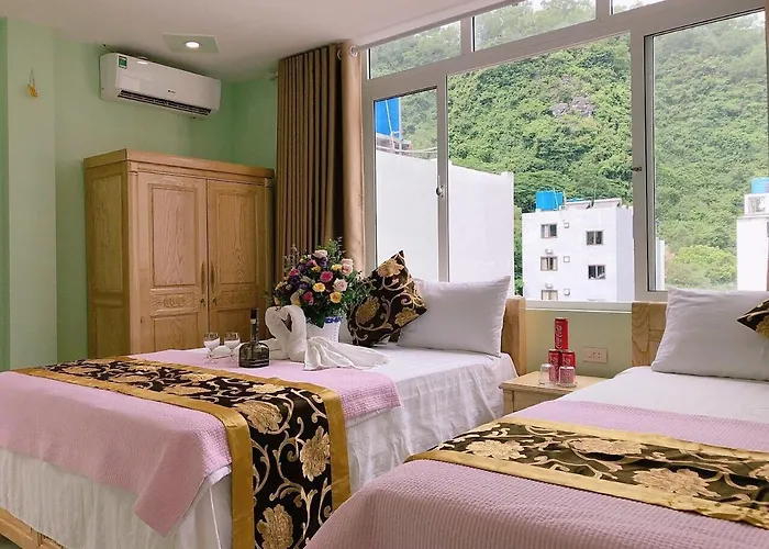 Green Mountain Cat Ba Hotel