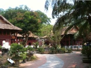 V Star Hotel 3*