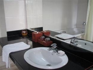 Star Hotel