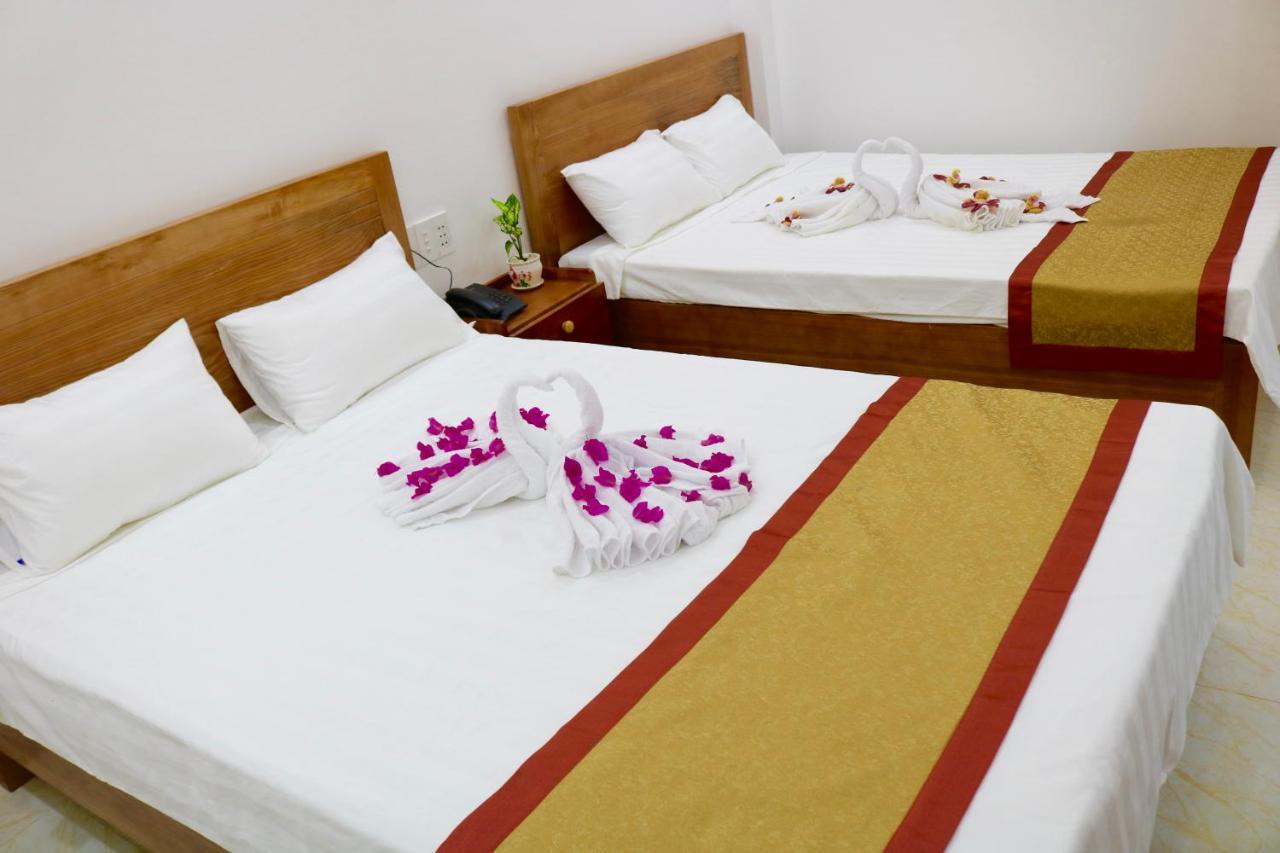 Hoa Anh Dao Hotel