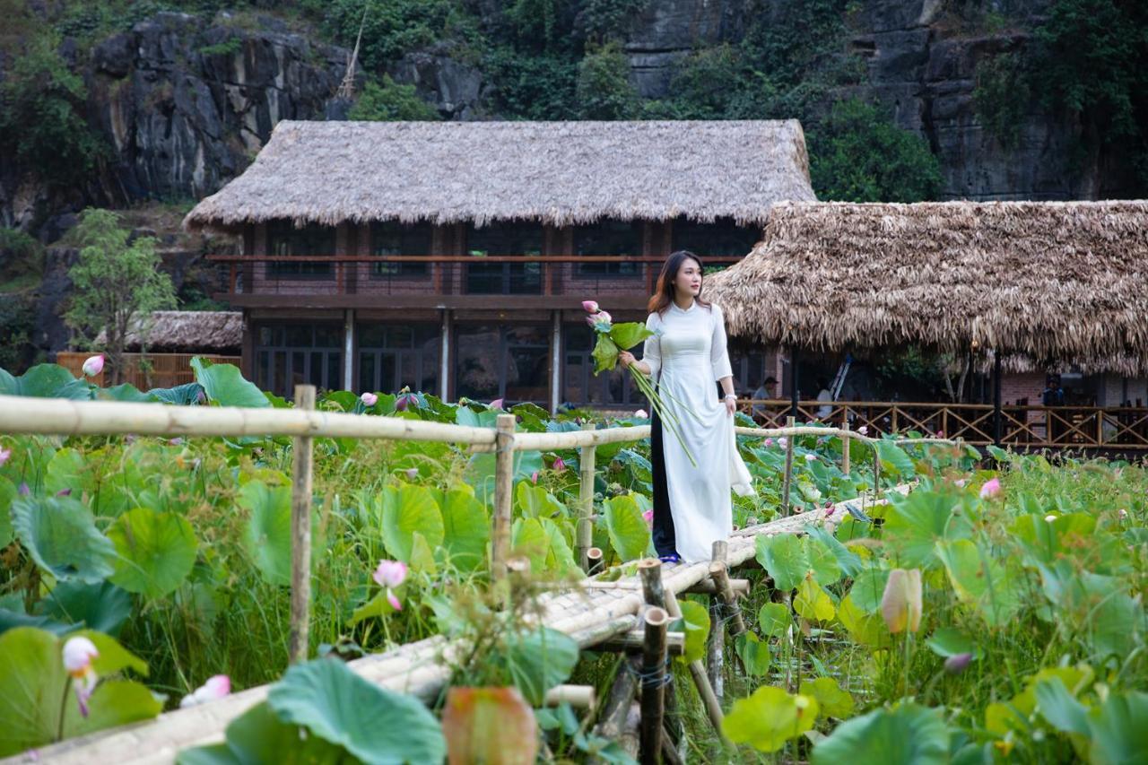 Khu cắm trại Mường Village