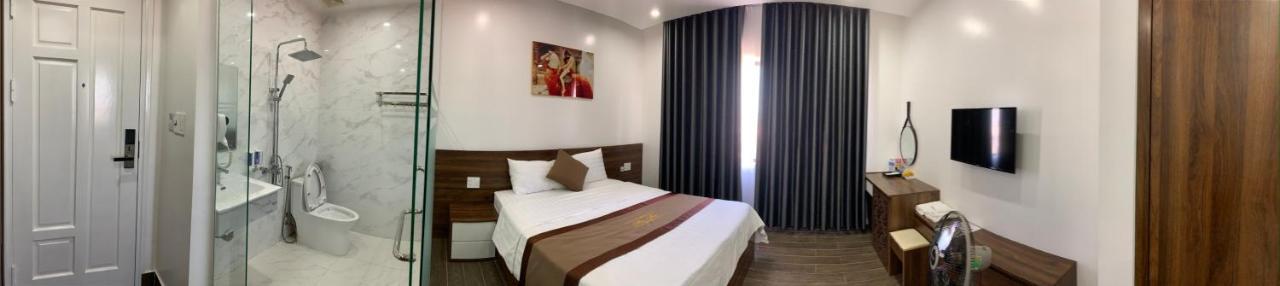 Win Win - Khach San Phong Hai Phong