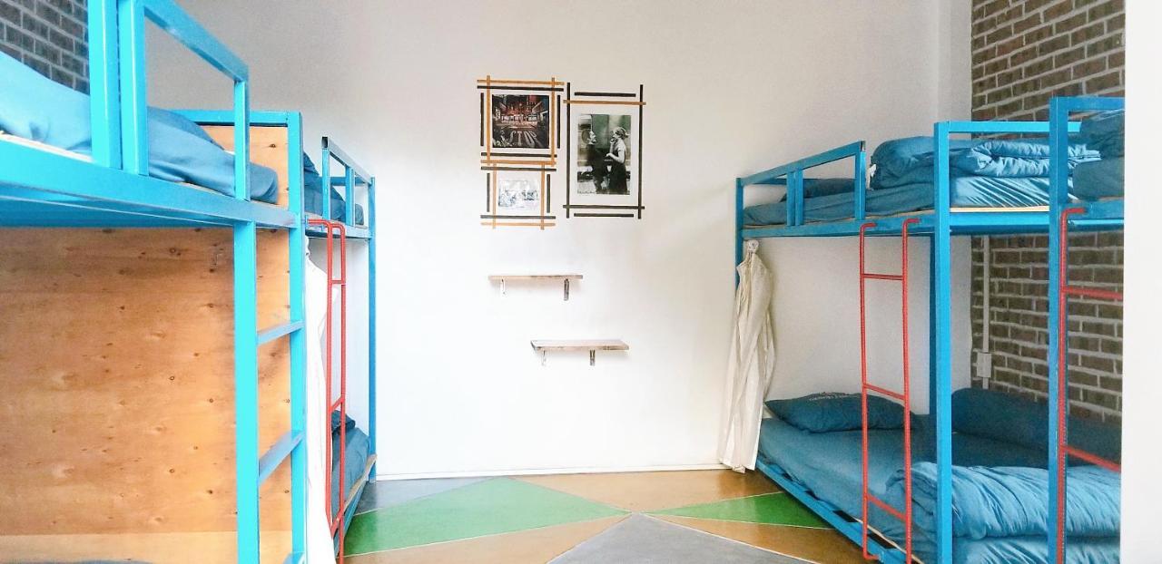 Domik - Cat Ba Hostel