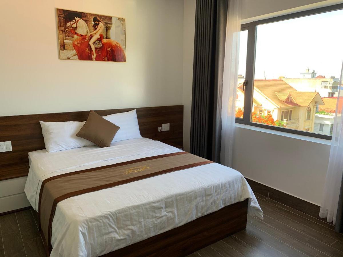 Win Win - Khach San Phong Love hotel