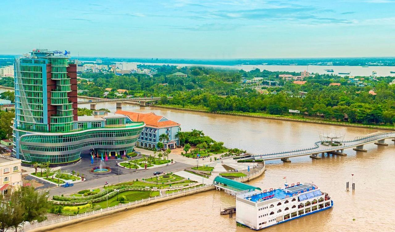 Ninh Kieu Riverside 4*