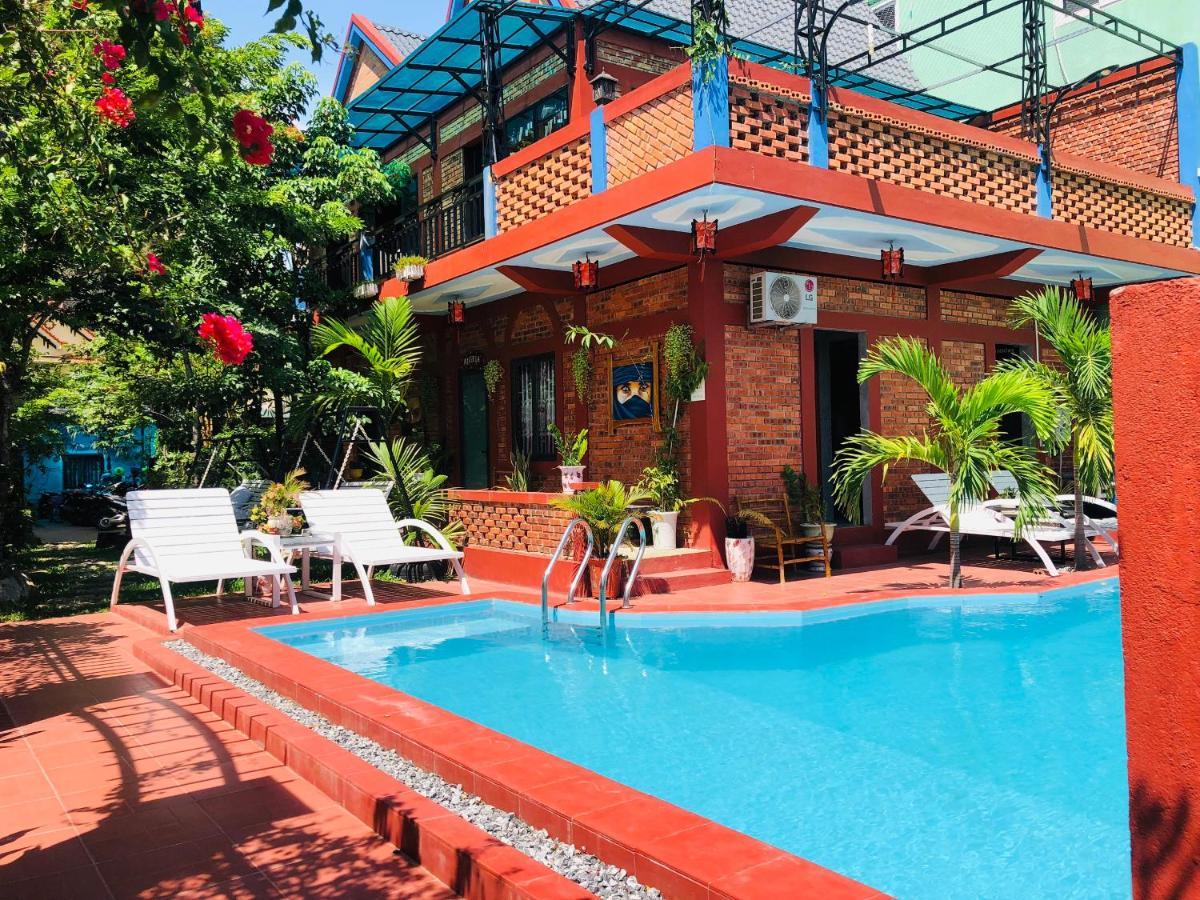 Hotel Vu's *