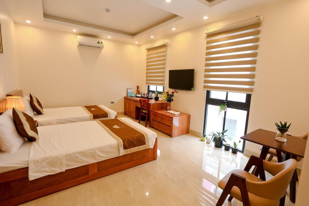 Hotel Manarola Bai Chay 3*