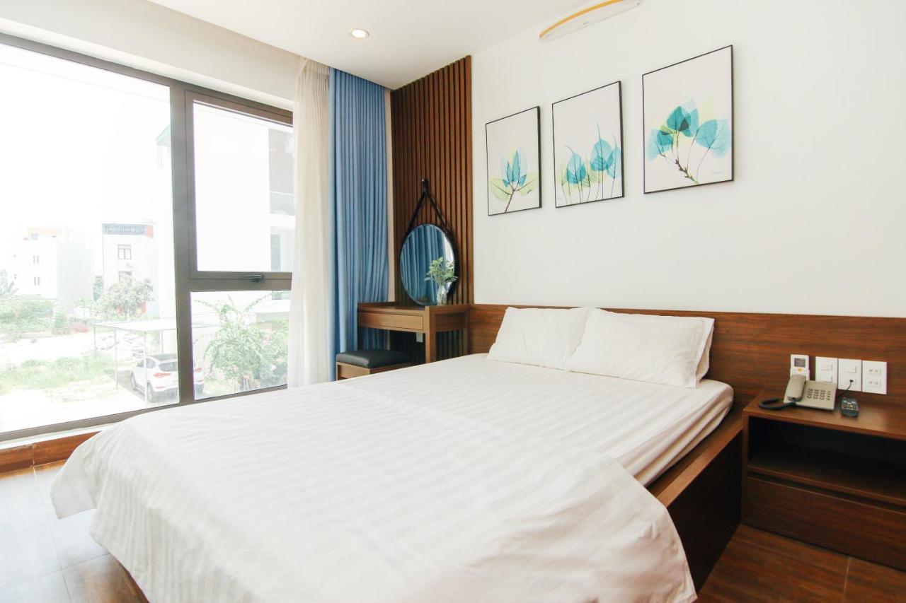 Ling Hotel *