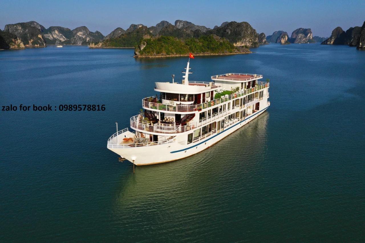 Halong Sapphire Cruise  Nan Giang