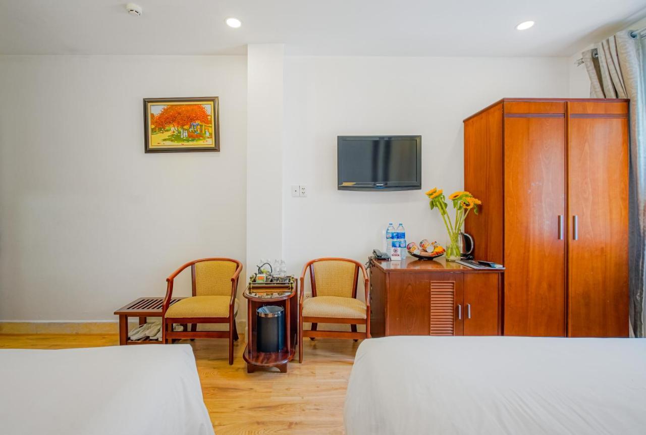 Ace Ben Thanh Khách sạn 3*