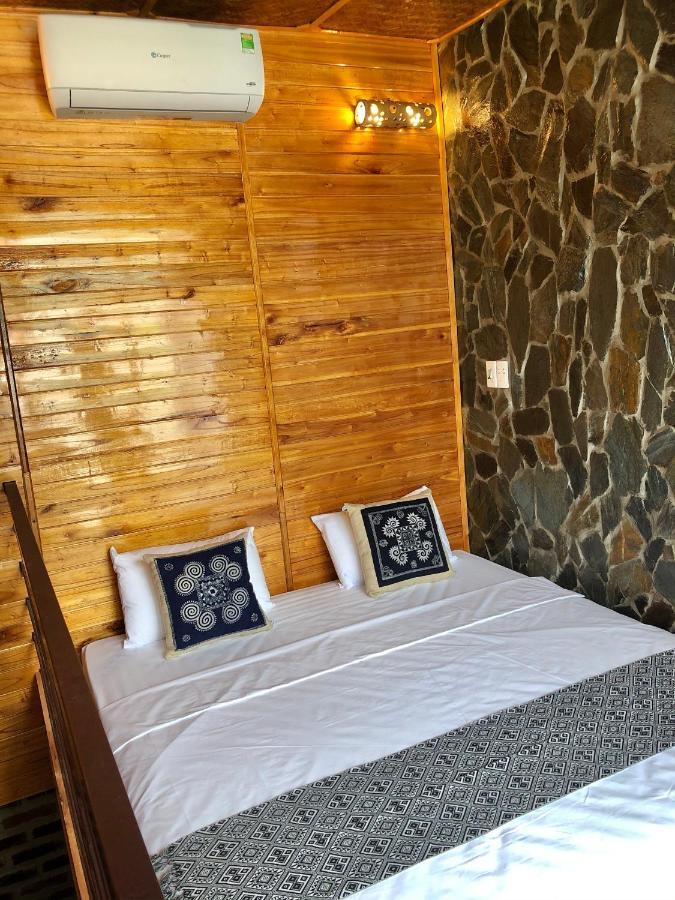 Mai Chau Ecohouse Homestay *