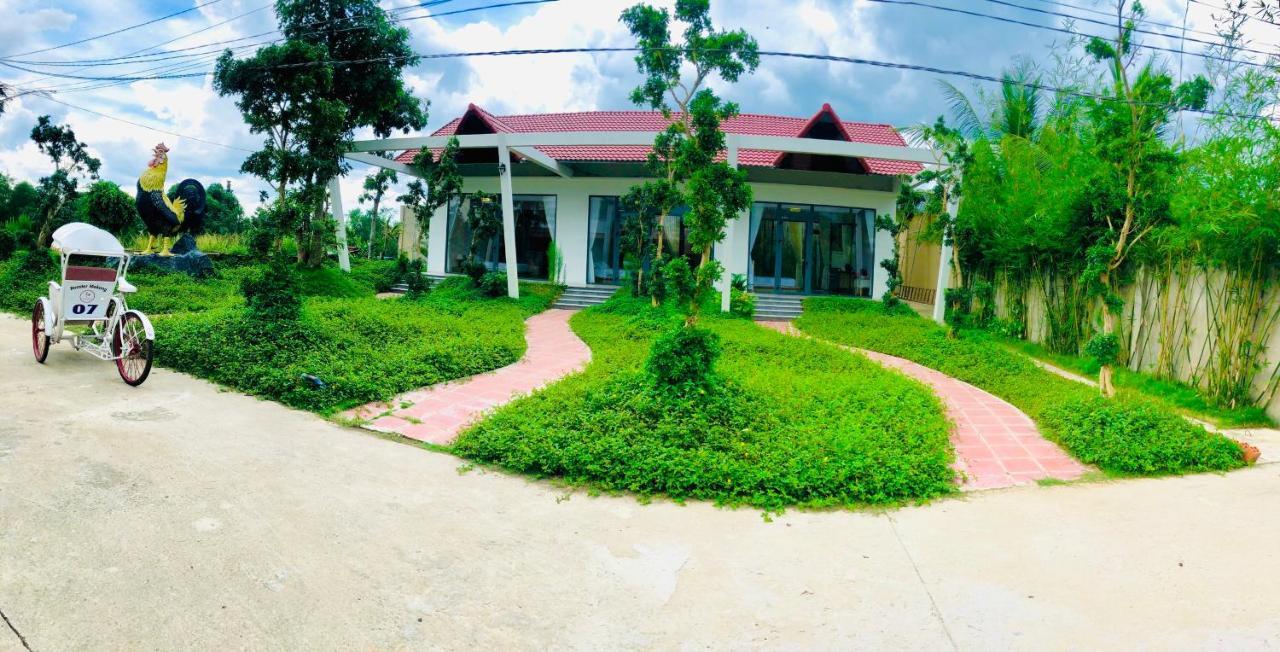 Resort Rooster Mekong Garden & *