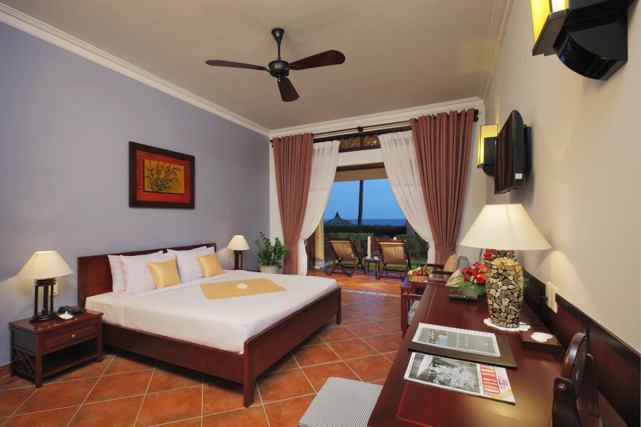 Resort Amaryllis & 4*