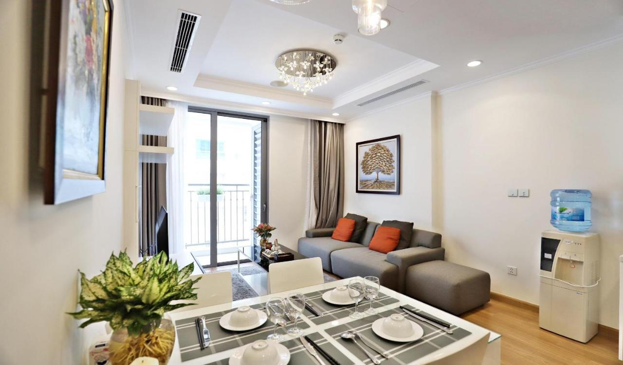 Căn hộ Bom Homes- Vinhomes Times City- Service *