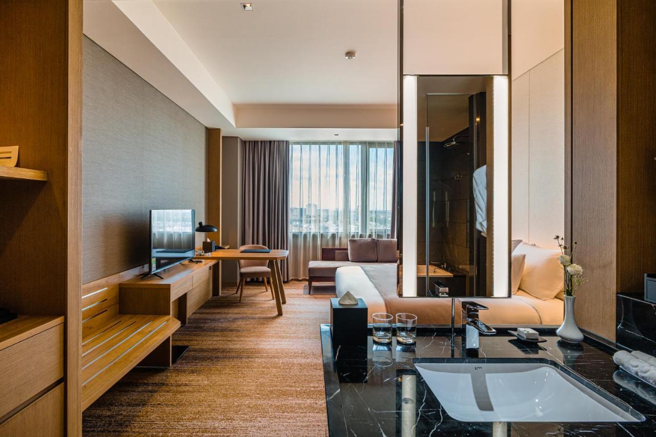 Nikko Phong Hotel