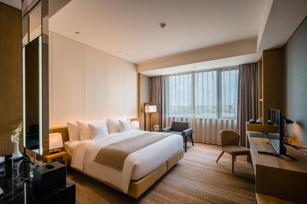 Khách sạn Nikko Phong 5*