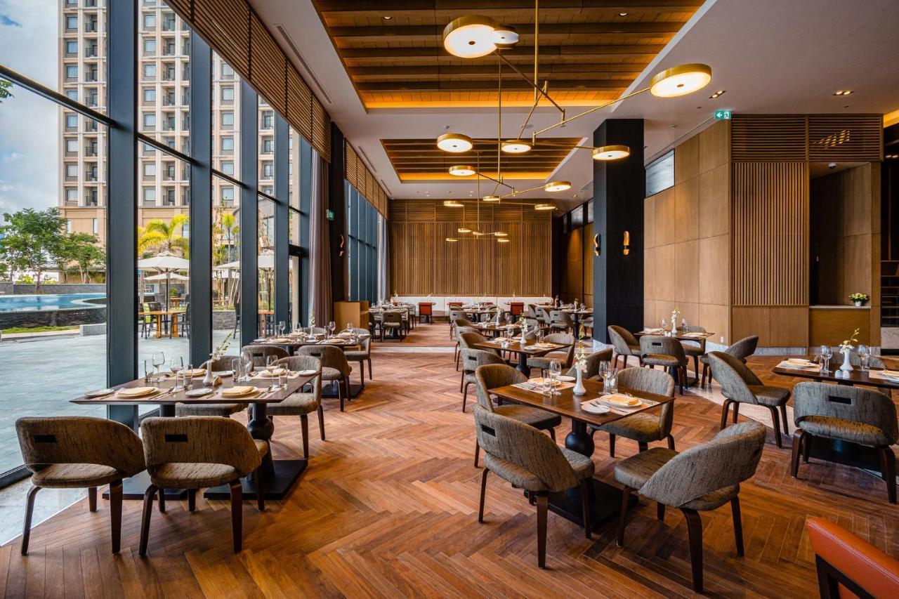 Khách sạn Nikko Phong 5*
