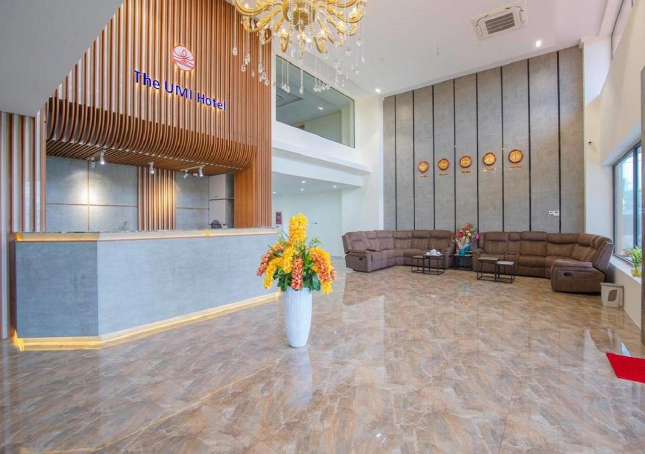 Hotel Um-pq