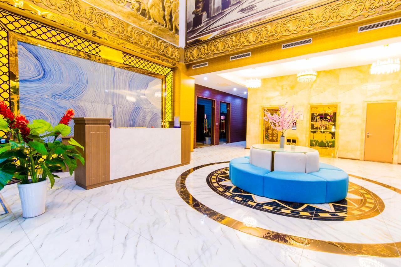 Sakura Hotel Hoa Binh