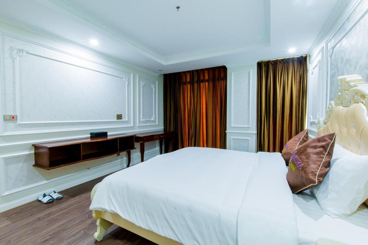 Sakura Hotel Hoa Binh