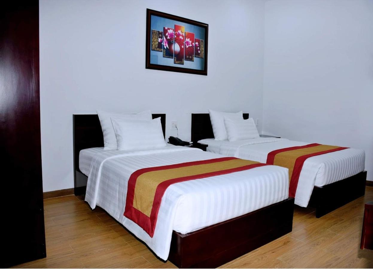 Dac Tin Luxury Hotel