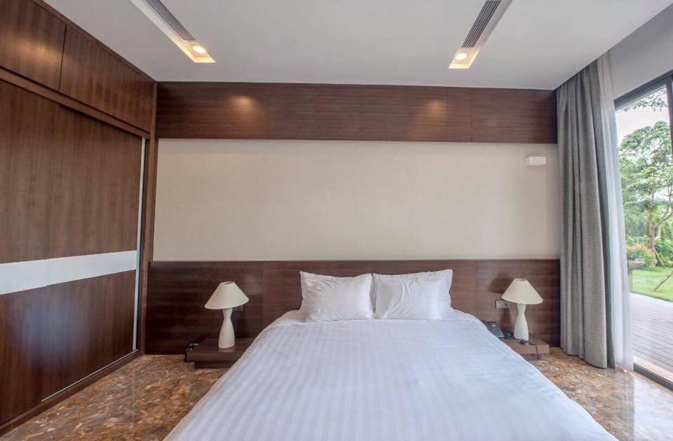 Bom Homes - Flamigo Dai Lai Resort- Full Service Apartment