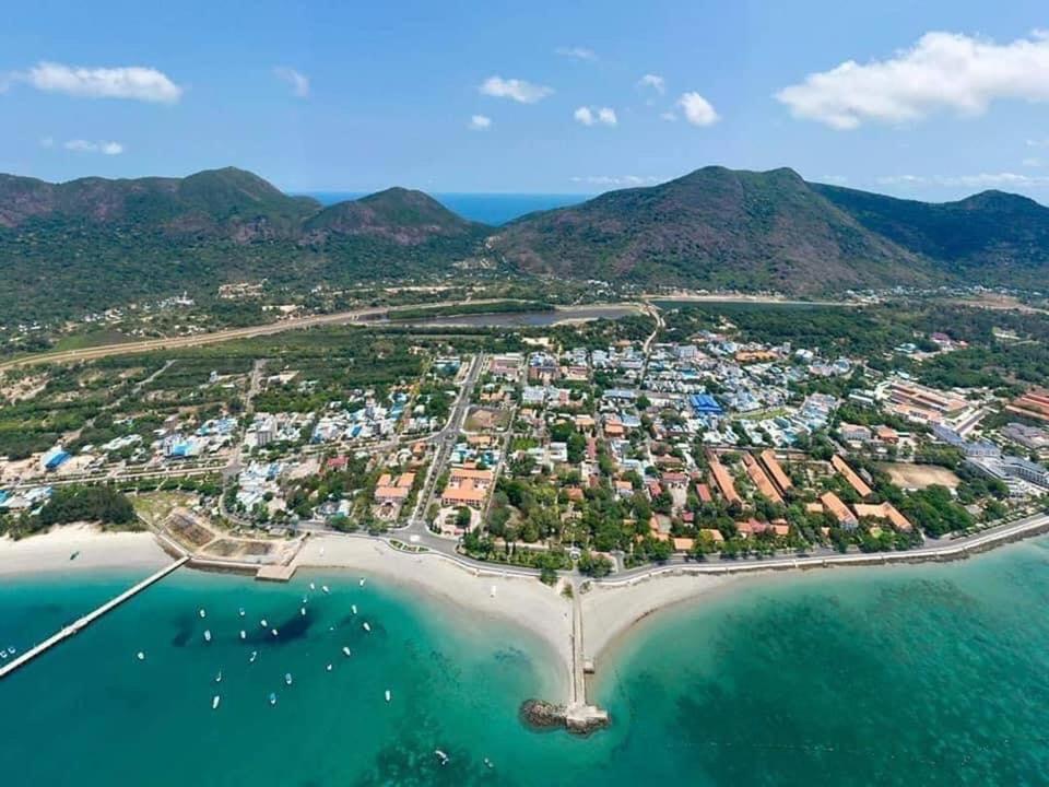 Huong Dao 2*
