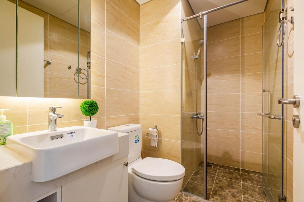 Bom Homes- Vinhomes D'capital- Service *
