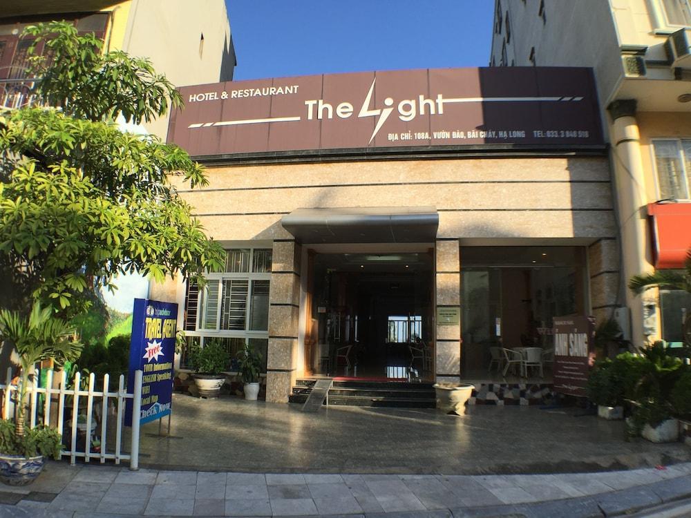 Hotel The Light 3*