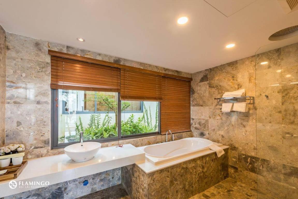 Apartment Bom Homes - Flamigo Dai Lai Resort- Full Service *