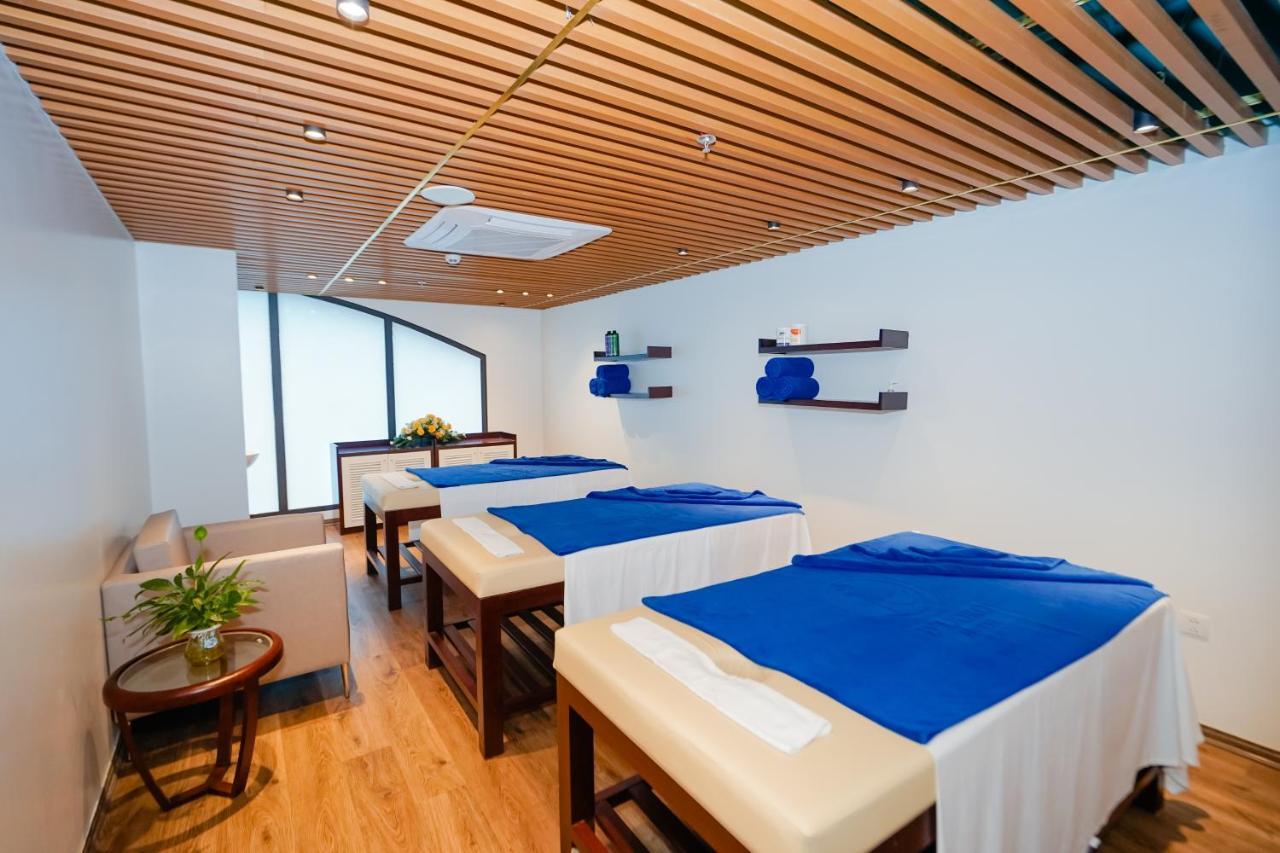 Hotel D'lioro & 5*