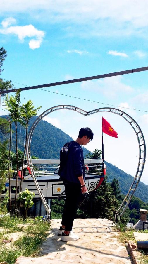 Du Thuyền Tam đảo *