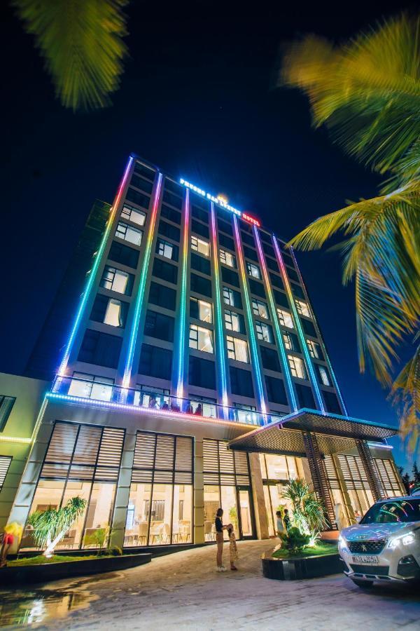 Phuong Bac Luxury Hotel Dong Hoi