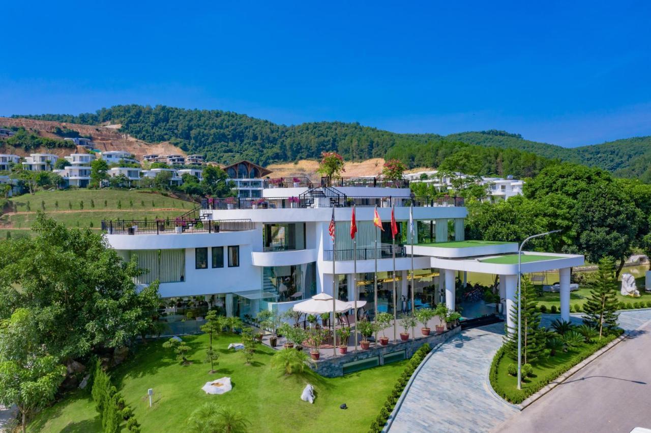 Khu nghỉ mát Ivory And Hoa Binh