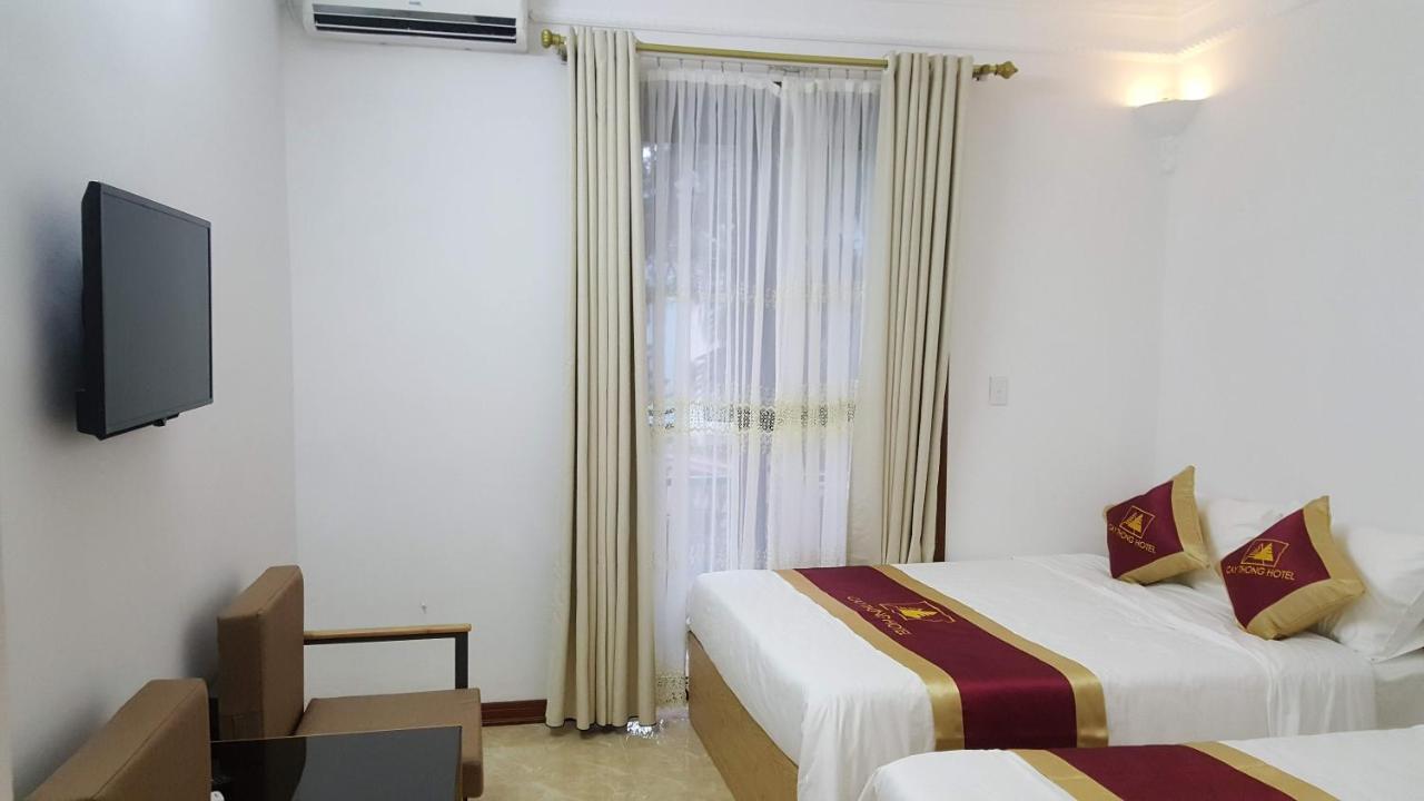 Hotel Khach San Cay Thong