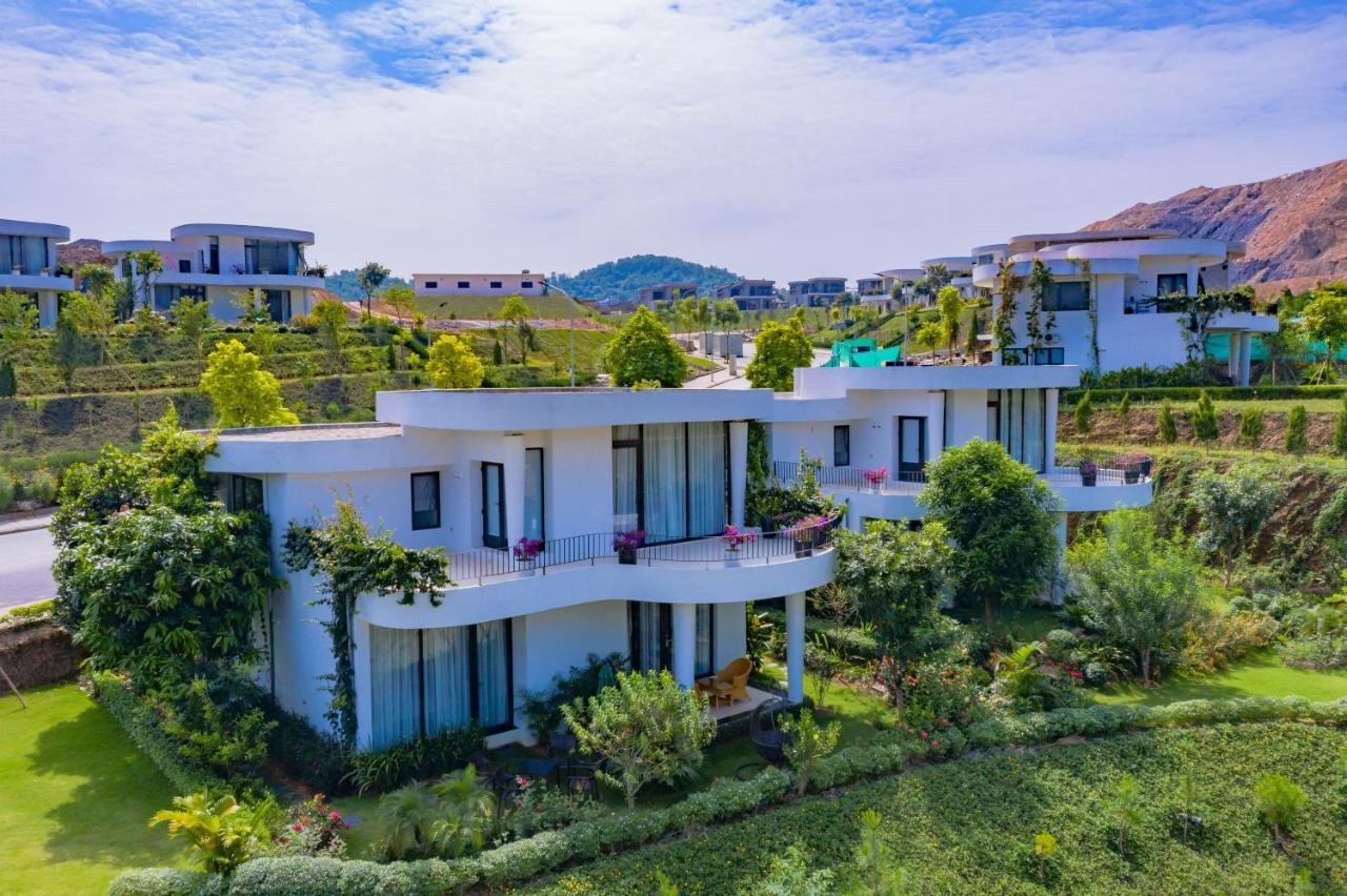Ivory And Khu nghỉ mát