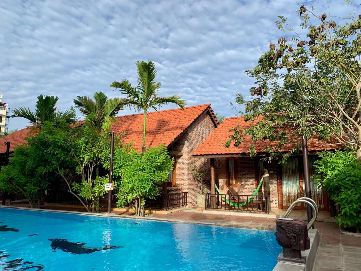 Hotel MAY Bungalow 2*