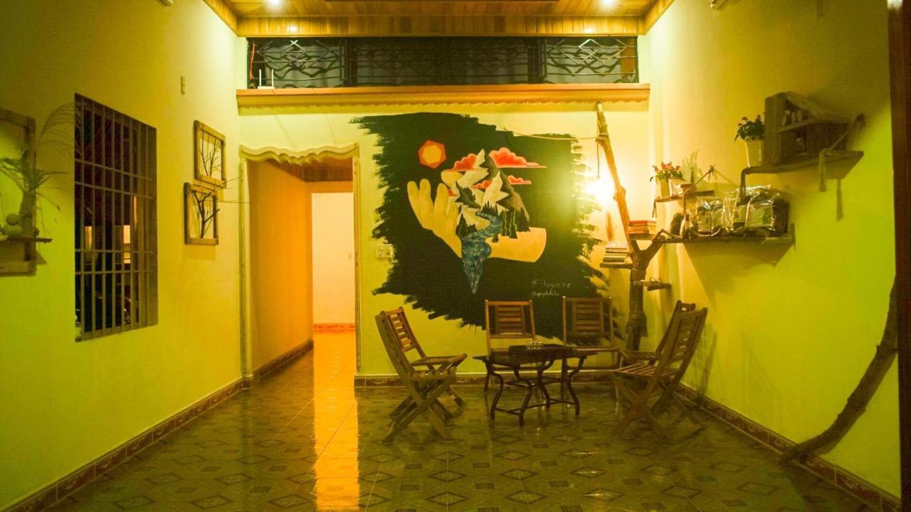 Big Mang Den Hostel *