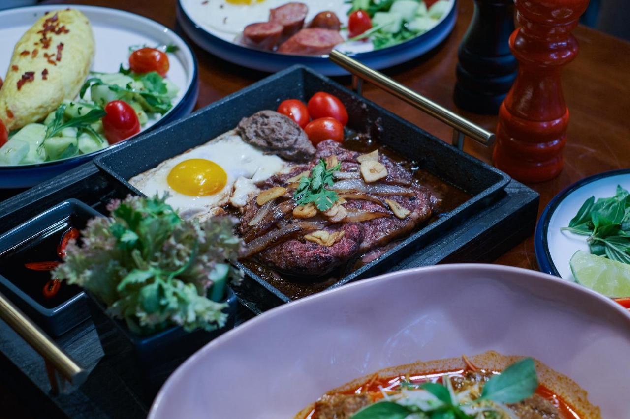 Khách sạn Blessed 3*