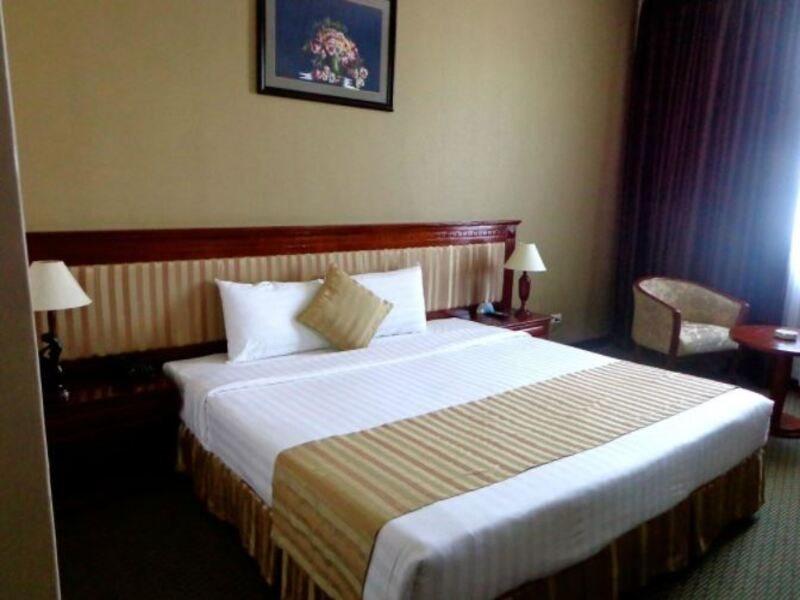Aloha Halong Hotel Ha Long