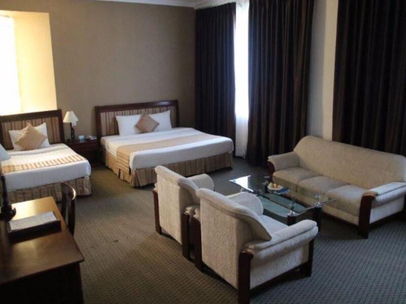 Aloha Halong Hotel 4*