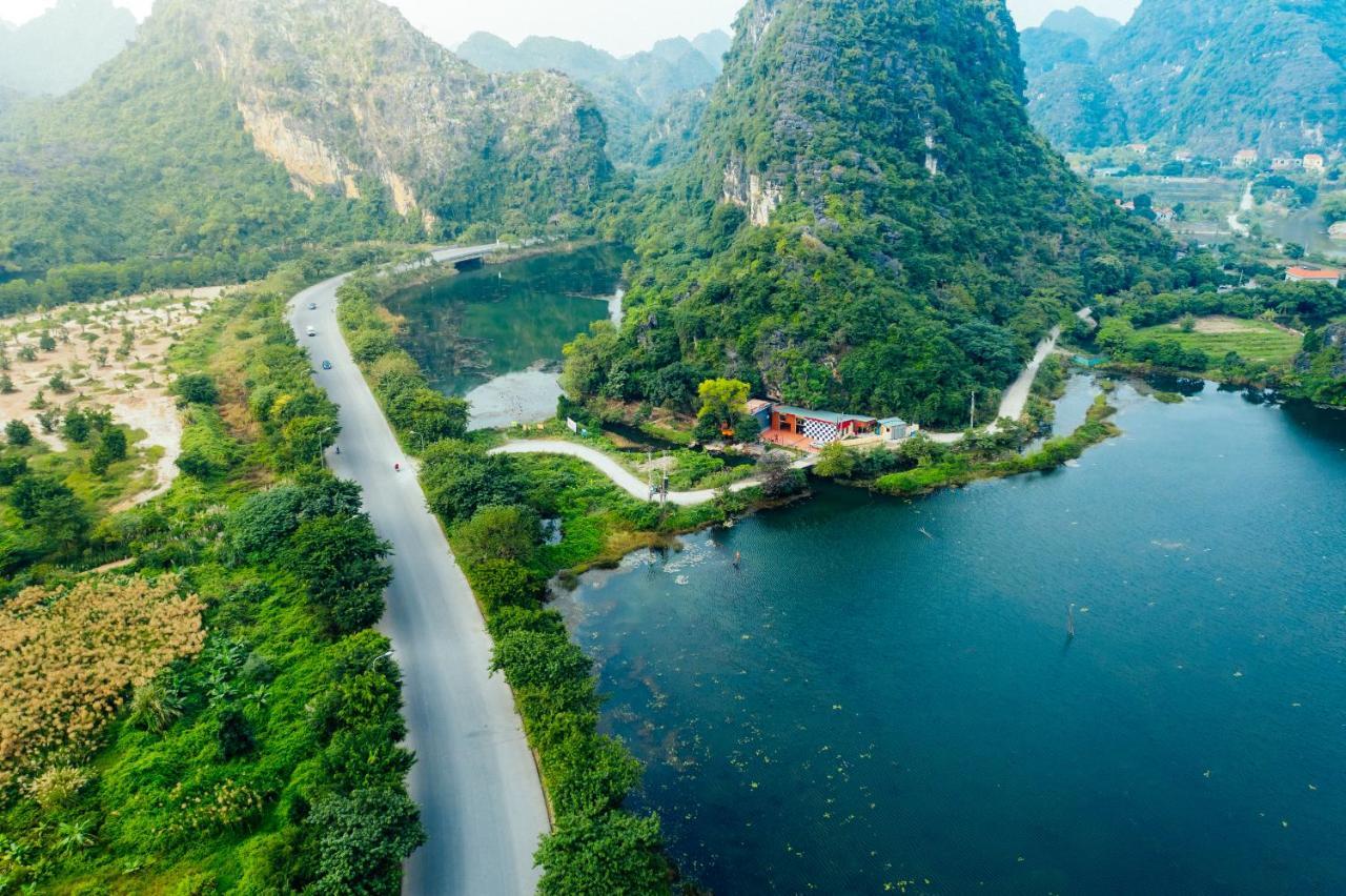 Trang An Freedom Hood Hostel