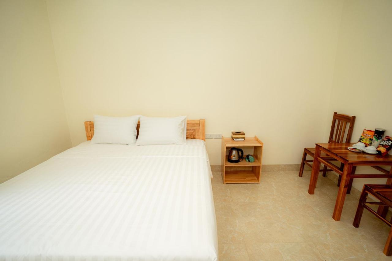 Hostel Trang An Freedom Hood *
