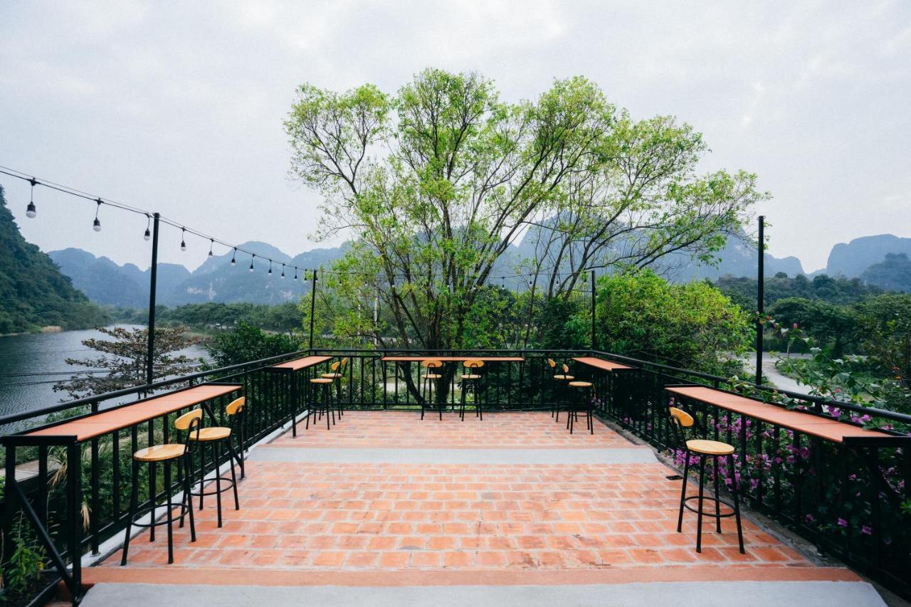 Trang An Freedom Hood Ninh Binh