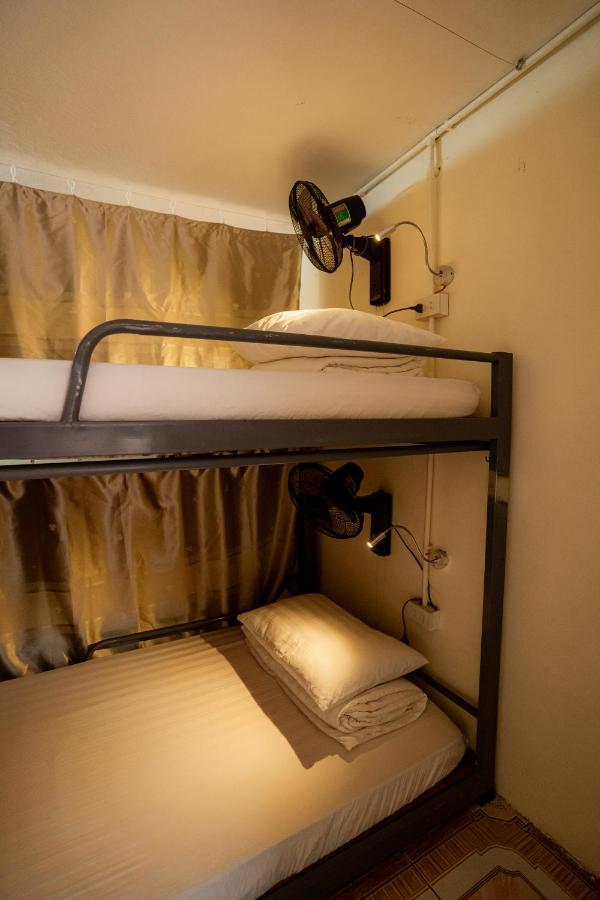 Hostel Trang An Freedom Hood *