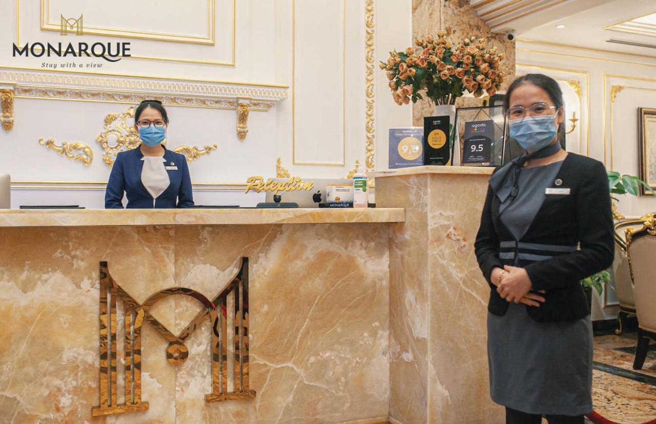 Monarque Hotel 4*