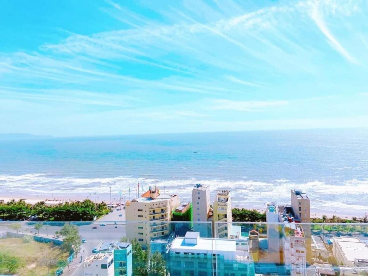 Apartment Gold Sea